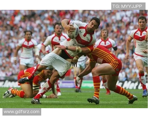 足球场上的幽默大师那些搞笑的足球明星们让你捧腹大笑的瞬间