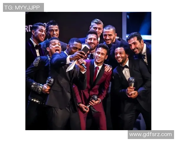 怀旧足球岁月那些年我们一起追过的经典瞬间与传奇球星