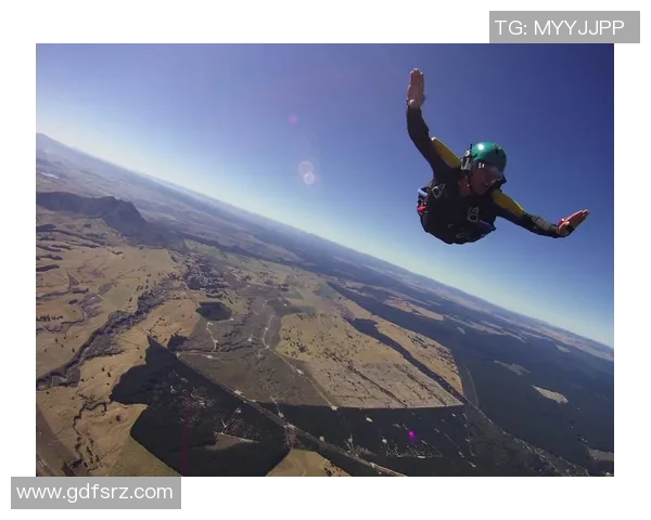 深圳极限运动队技术探秘：挑战极限与创新精神的完美结合