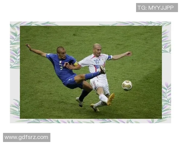 足球帅大叔的传奇之路：从绿茵场到人生导师的蜕变与启示